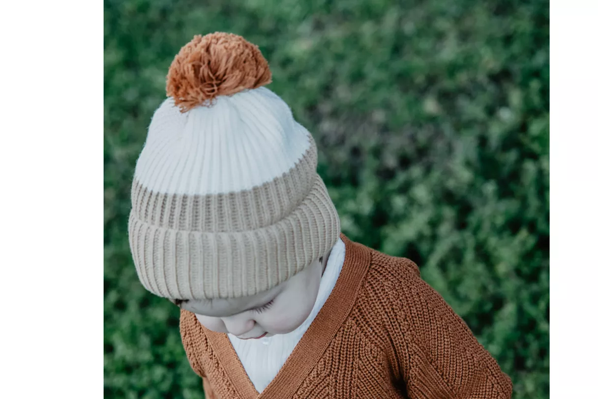 Aspen Beanie: cream or dusty